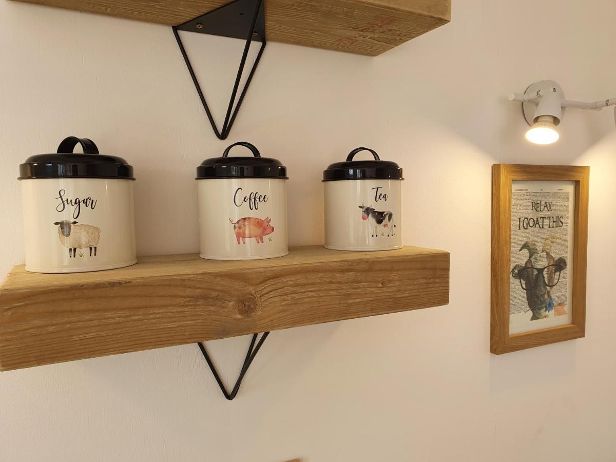 Dartmoor Reach Alpaca Farm Heated Cabins 5 Mins Drive To Dartmoor Bovey Tracey Eksteriør billede